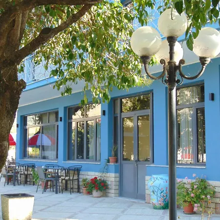 فندق Hotel Mondo *