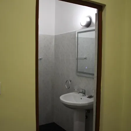 Hotel Mondo Hotel *