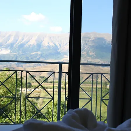 Hotel Mondo