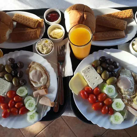 Hotel Mondo *