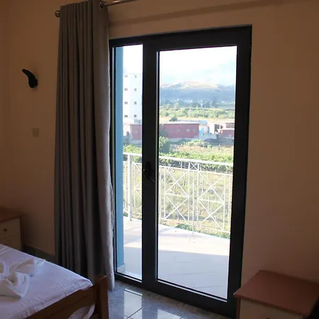 Hotel Mondo * Gjirokastra